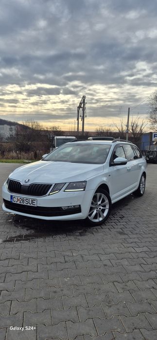 Vând Skoda Octavia