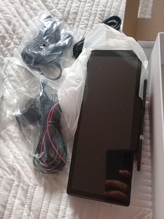 Экран автомобильный