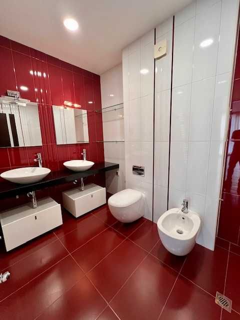 Продава се Многостаен апартамент в София, Редута - 220 кв.м за 1484 €/кв.м - Снимка #1