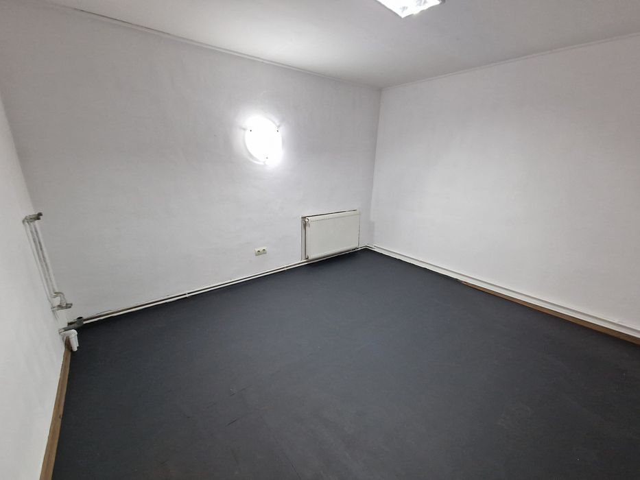 Spatiu comercial  de închiriat Hărman - Brașov