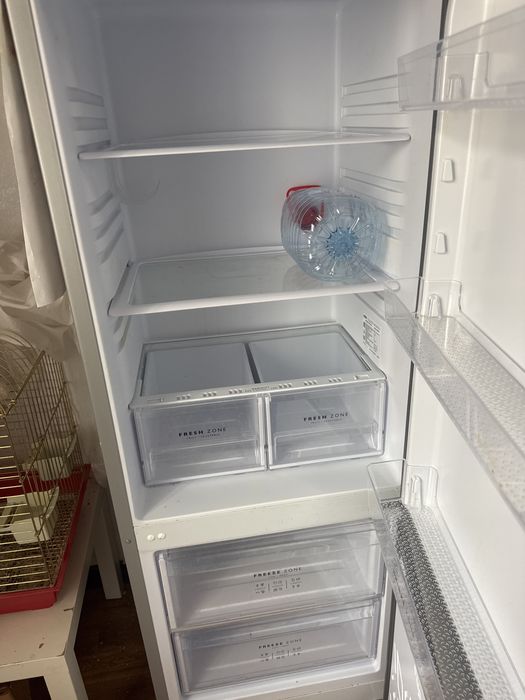 Холодильник продам