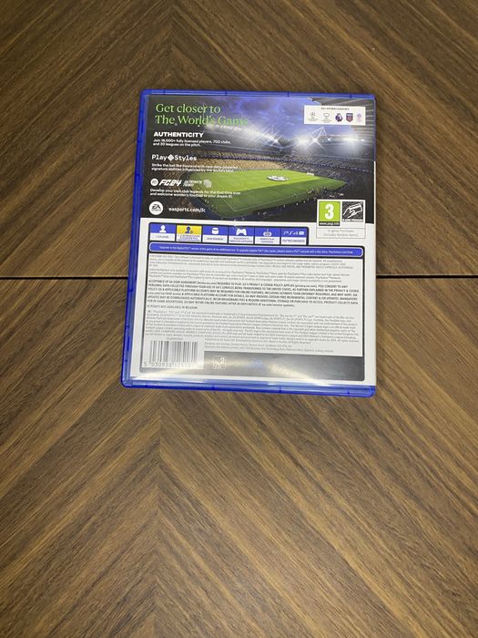 FC24 на PS4.
