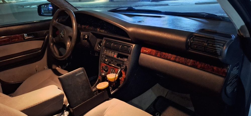 Продам ауди100 с4