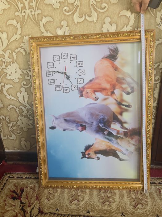 Настенные часы новые