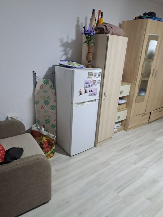 Vând urgent garsoniera Bals zona Turnuri