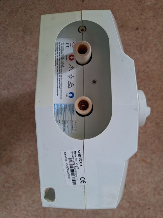 Продавам бойлер проточен