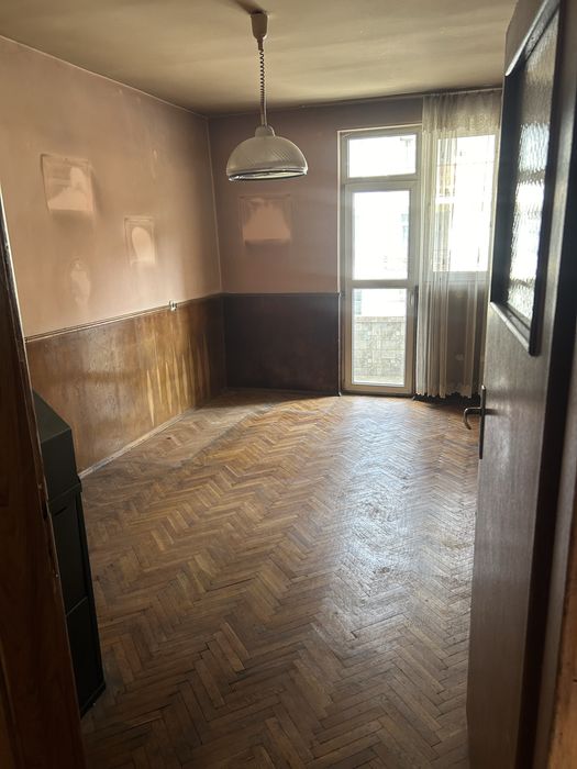 Продава се Четиристаен апартамент в Тетевен - 101 кв.м за 601 €/кв.м - Снимка #4