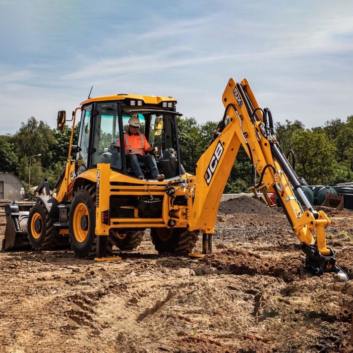 Închiriere miniexcavator cu picon/ cilindru compactor/ Bobcat/ buldoex