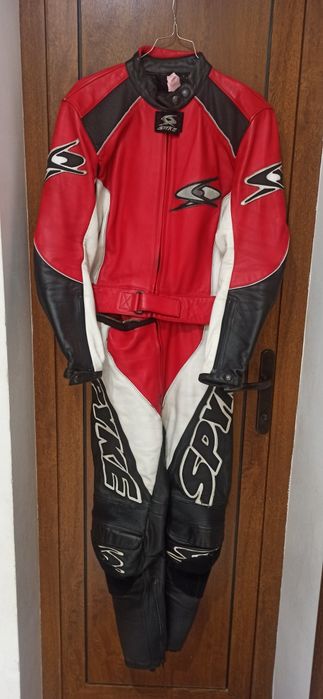 Дамски мото екип