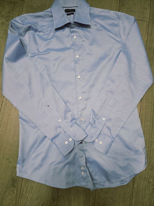 Cămașă Tommy Hilfiger mărimea L stare foarte bună