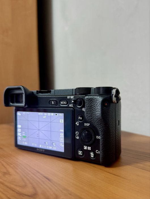 Сони 6400.
