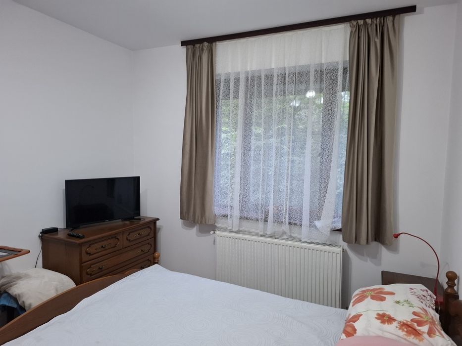 Vindem apartament cu 2 camere