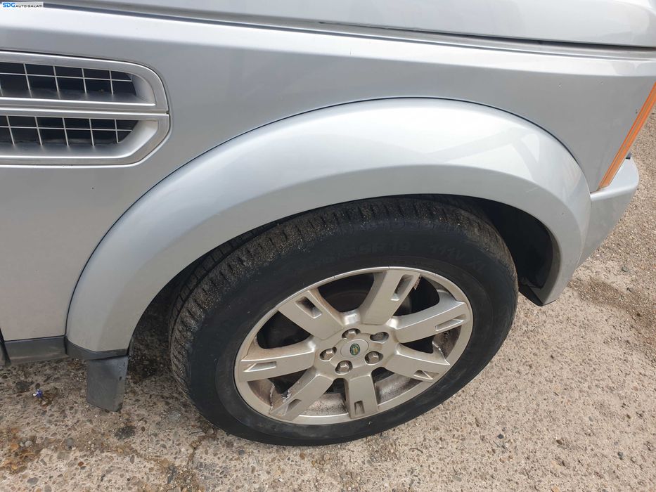 Bandou Ornament Overfender de pe Aripa Dreapta Fata Fara Bandou Land Rover Discovery 3 L319 2004 - 2009 Culoare 798 Zermatt Silver [K5321]