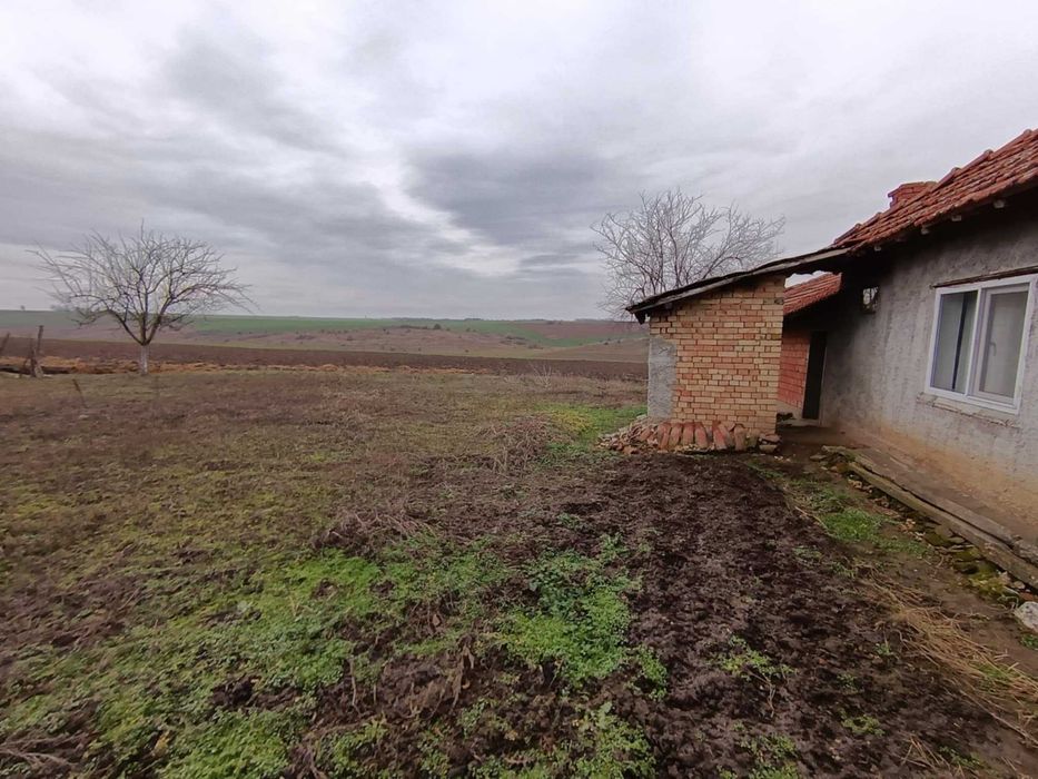 Къща в с.Вазово, Исперих