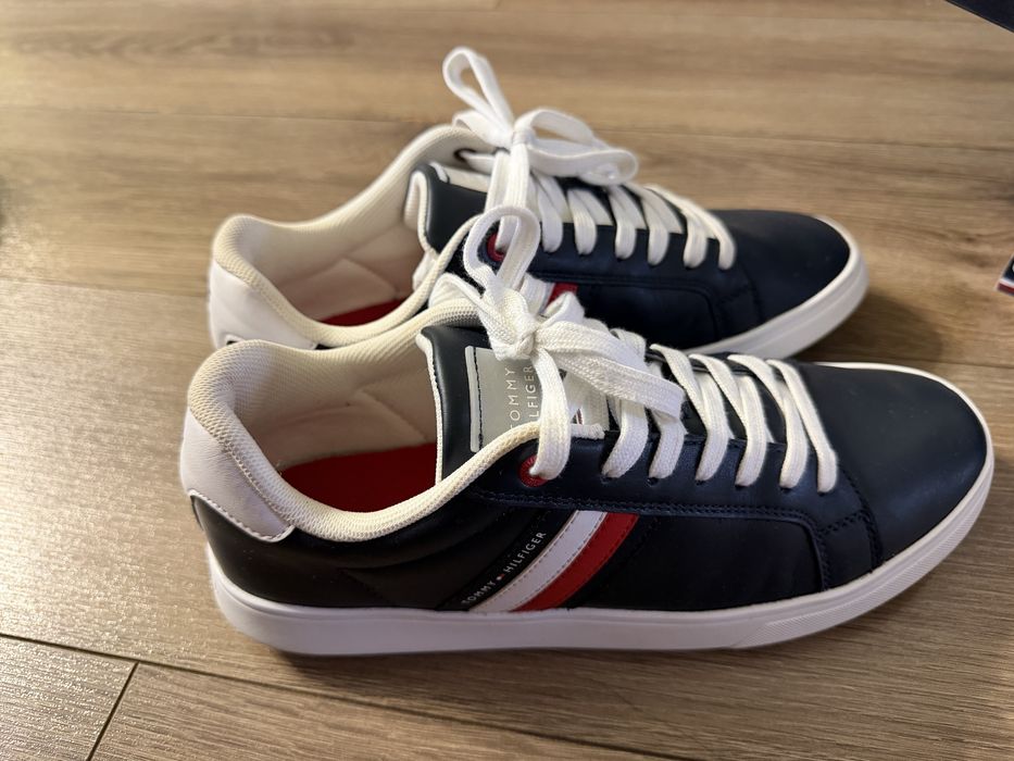 Мужские кроссовки