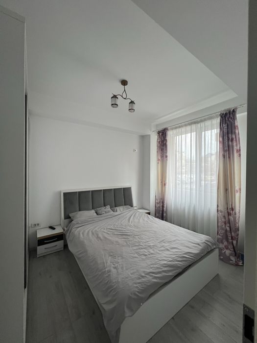 Inchirez apartament 2 camere proprietar