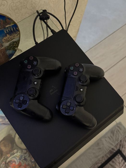 продам playstation 4