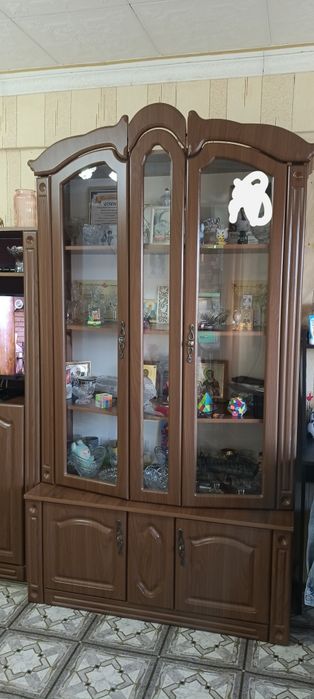Стенка в гостинную