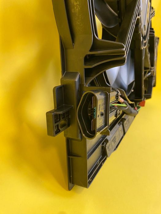 Ventilator Nou radiator VW Audi Skoda Seat 5WA121203T