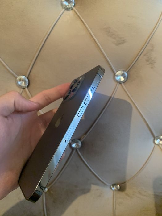 IPhone 13 Pro black