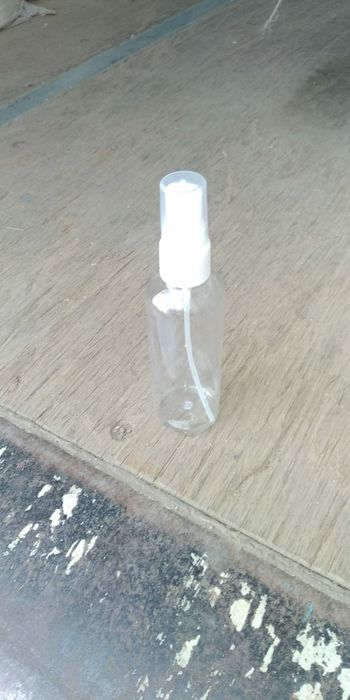 Флаконы 100 мл с распылителем