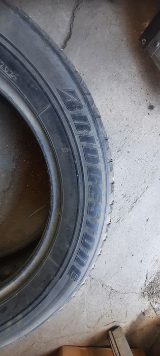 продам резину Bridgestone Blizzak Revo