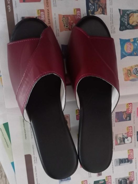 женские сандали нове