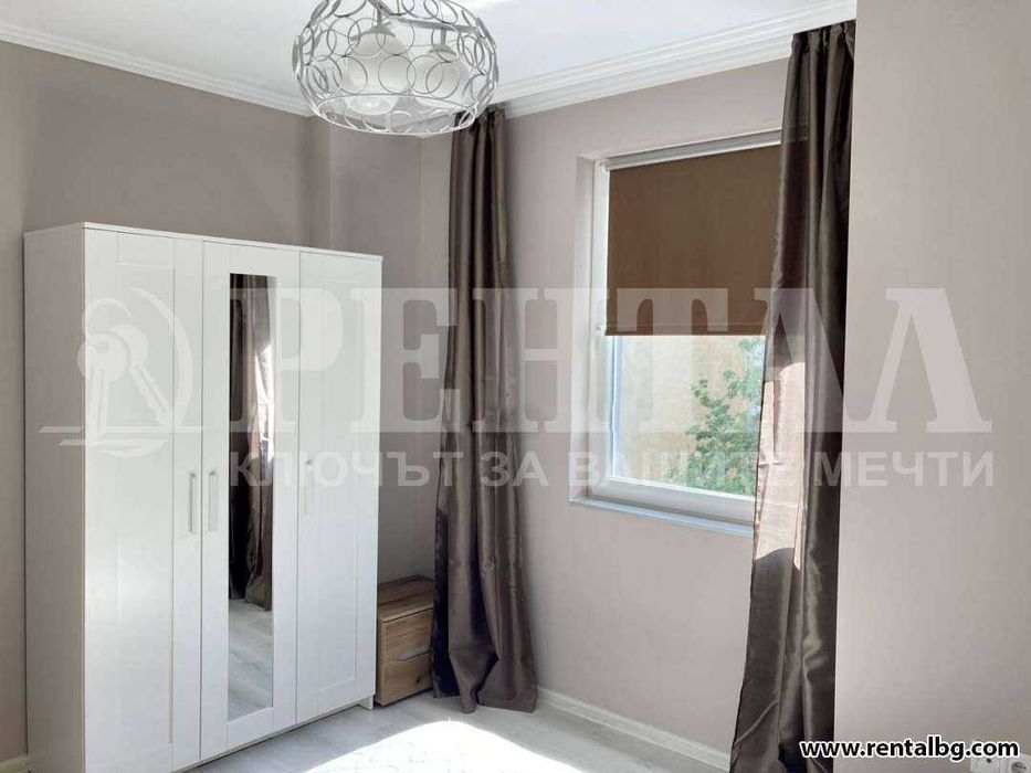 Дава се под наем Двустаен апартамент в Пловдив, Център - 68 кв.м за 484.5 € - Снимка #10