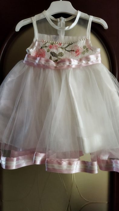 Нарядные платья для девочки