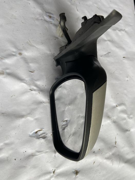 Огледала за Focus 2 и Passat B6