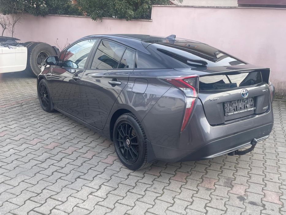Vand Toyota Prius 1.8 benzina /hibryd