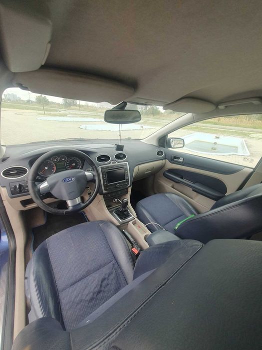 Ford focus 1.6 benzina