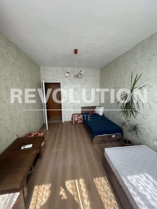 Дава се под наем Четиристаен апартамент в Варна, Генералите - 100 кв.м за 700 € - Снимка #4