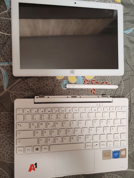 Лаптоп Таблет Microsoft Surface Pro 4 1724