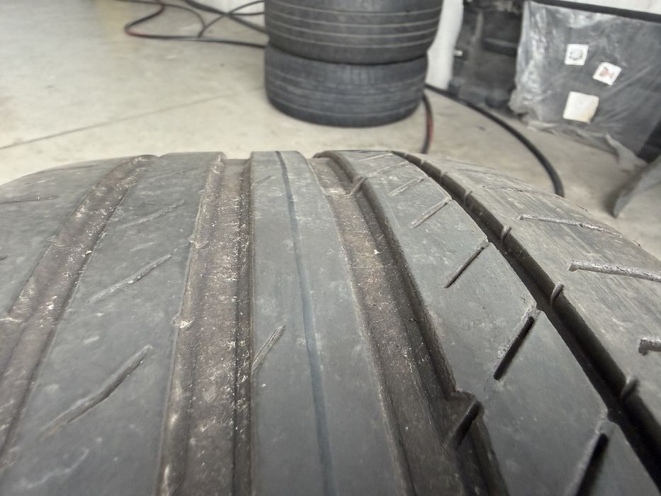 4бр. ОТЛИЧНИ Летни Гуми С Борд 215/40R/18 -CONTINENTAL- DOT:4720- 4.5мм.