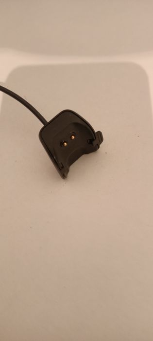 Смарт часы-браслет за 8 000