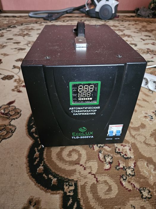 Стабилизатор напряжения 3000