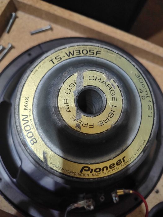 2 бр. Субуфер 12" Pioneer TS-W305F (800W Max / Free Air) – Топ Бас