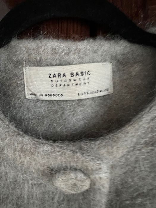 Вълнено палто Zara