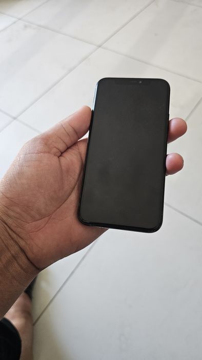 Iphone 11 pro 64 100%