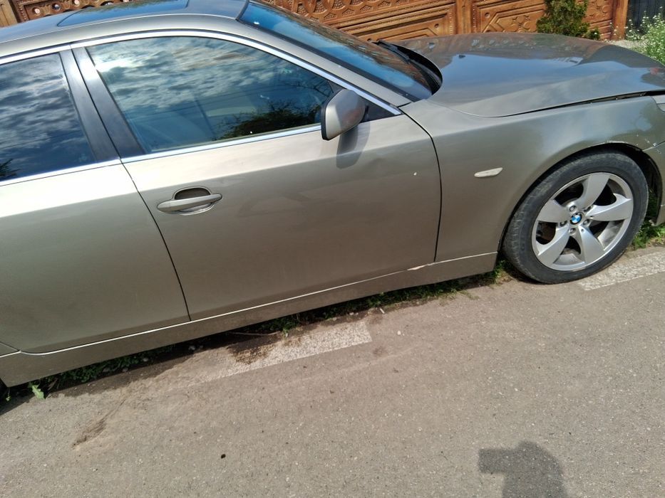 Dezmembrez BMW e 60 e61