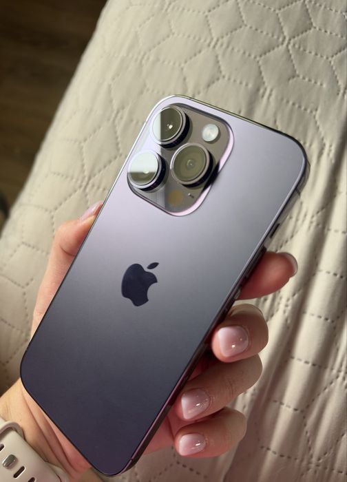 iPhone 14 pro /