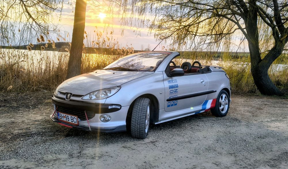 Vând urgent Peugeot 206 cc