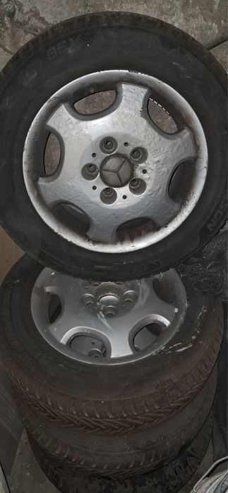 Джанти с гуми за мерцедес 15 цола -200 лв!!