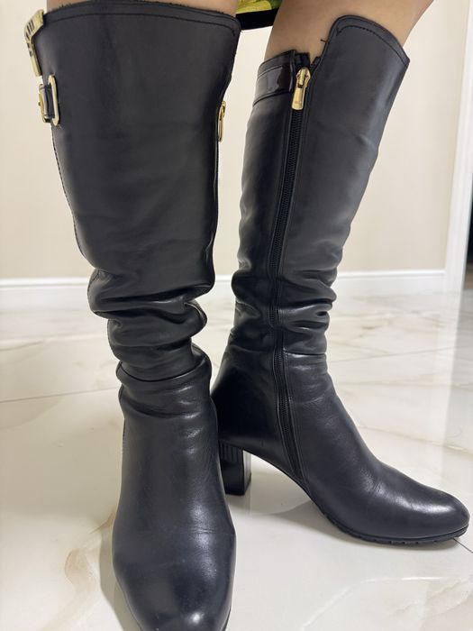 Зимня обувь женская.