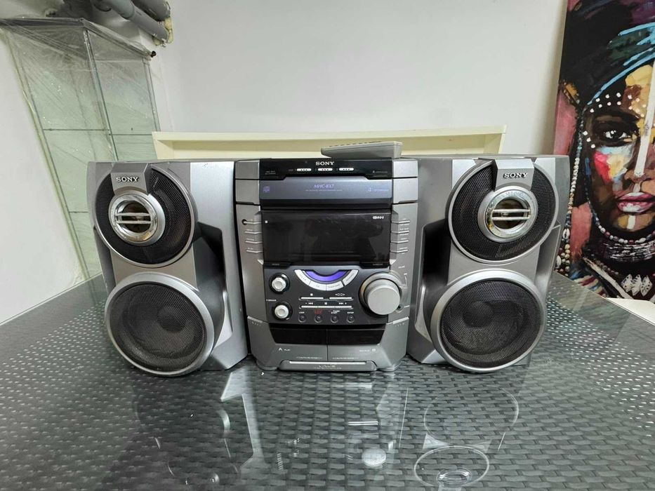 Combină audio Sony MHC-BX7 + 2 boxe originale – 400 lei