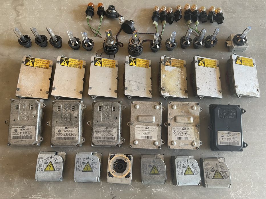 Xenon HELLA Originale/Droser, Calculator Modul AFS cornering , Igniter, Becuri D2S/D2R LED Balast, BM / modul A8