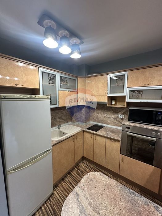 Дава се под наем Двустаен апартамент в Варна, Аспарухово - 65 кв.м за 408 € - Снимка #4