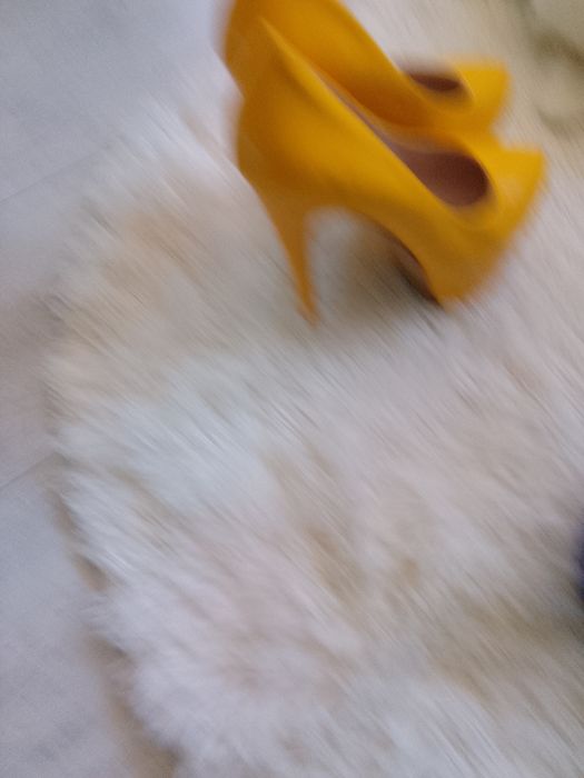 Срочно продам туфли