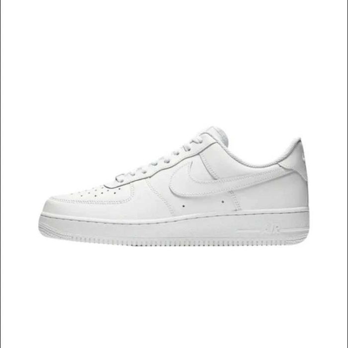 Nike Air Force 1 Triple White 07 (36-47 номер)